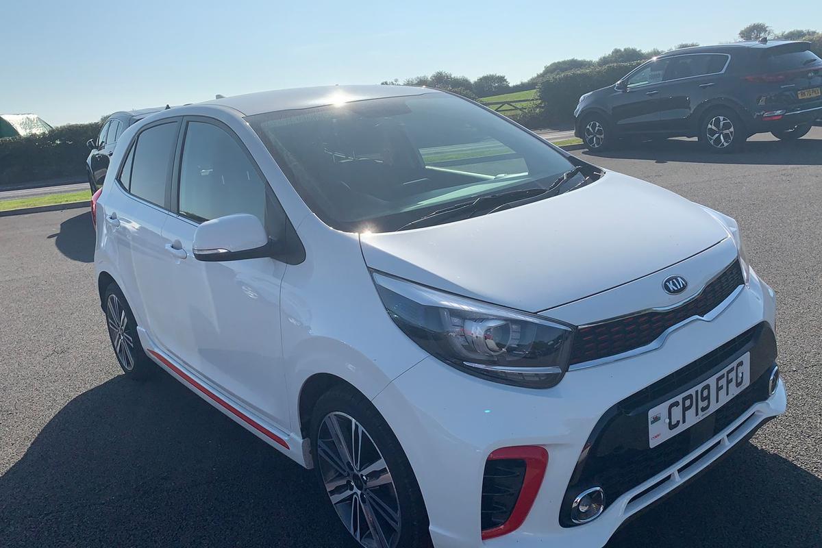 Main listing image - Kia Picanto