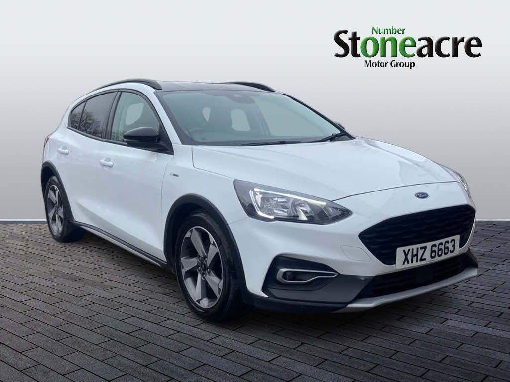 Main listing image - Ford Focus Active
