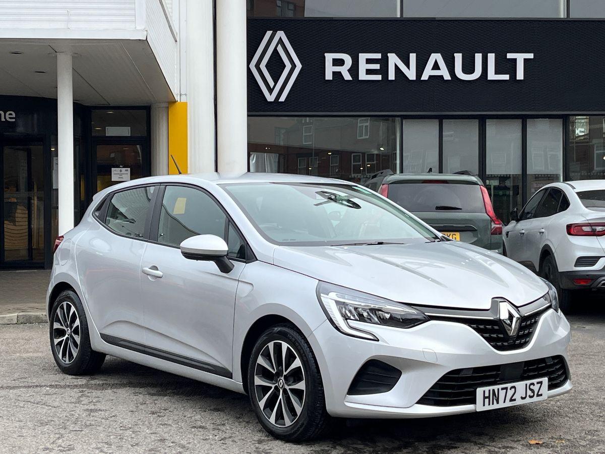 Main listing image - Renault Clio