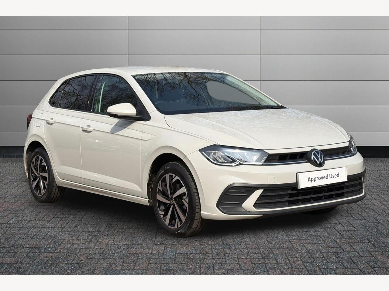 Main listing image - Volkswagen Polo