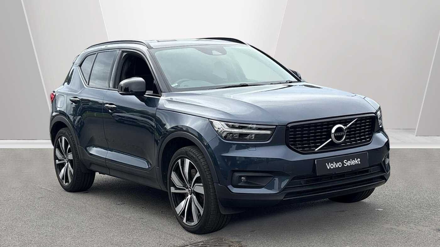 Main listing image - Volvo XC40