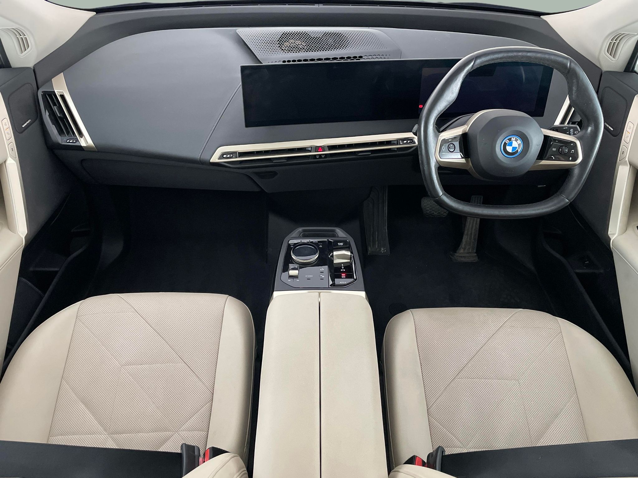 Main listing image - BMW iX
