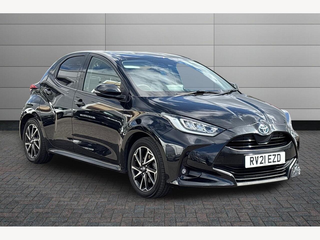 Main listing image - Toyota Yaris