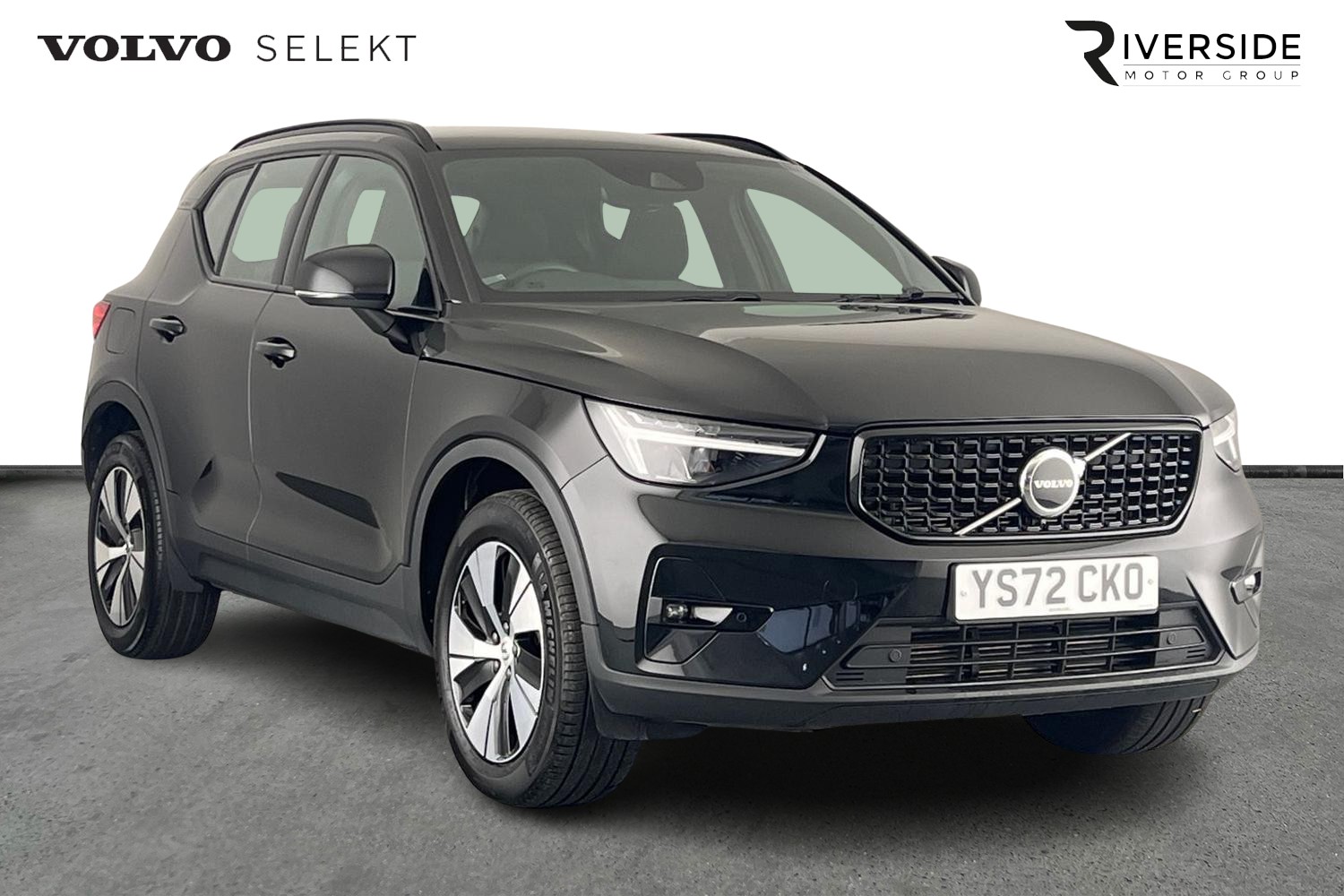 Main listing image - Volvo XC40 Recharge