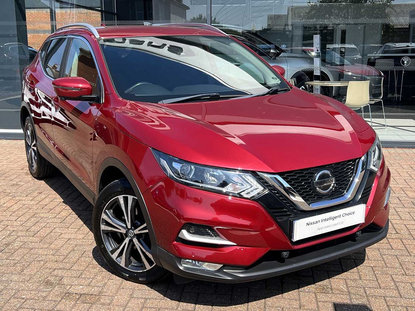 Main listing image - Nissan Qashqai