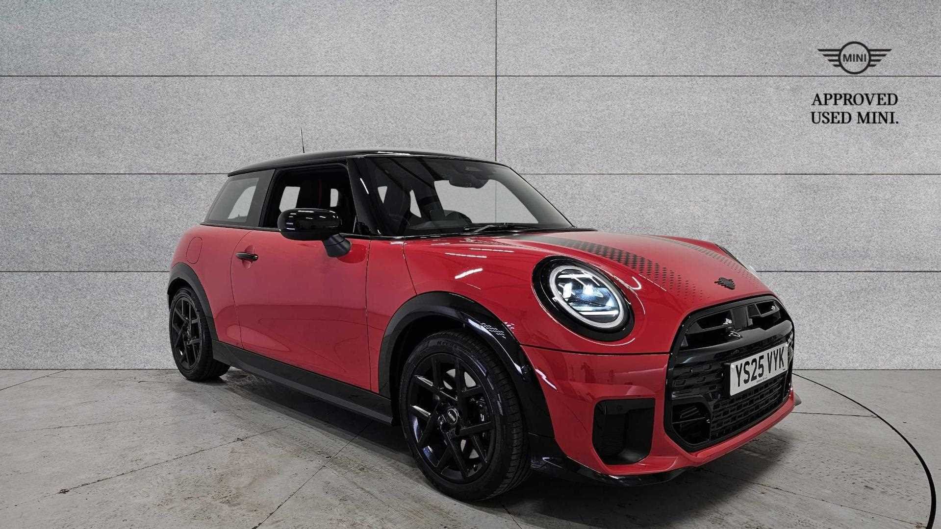 Main listing image - MINI Hatchback
