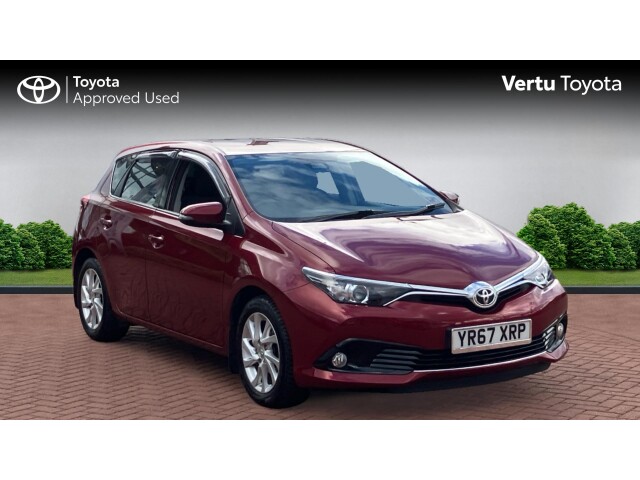 Main listing image - Toyota Auris