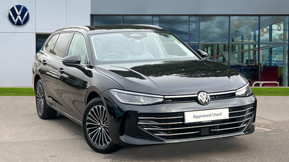 Main listing image - Volkswagen Passat Estate