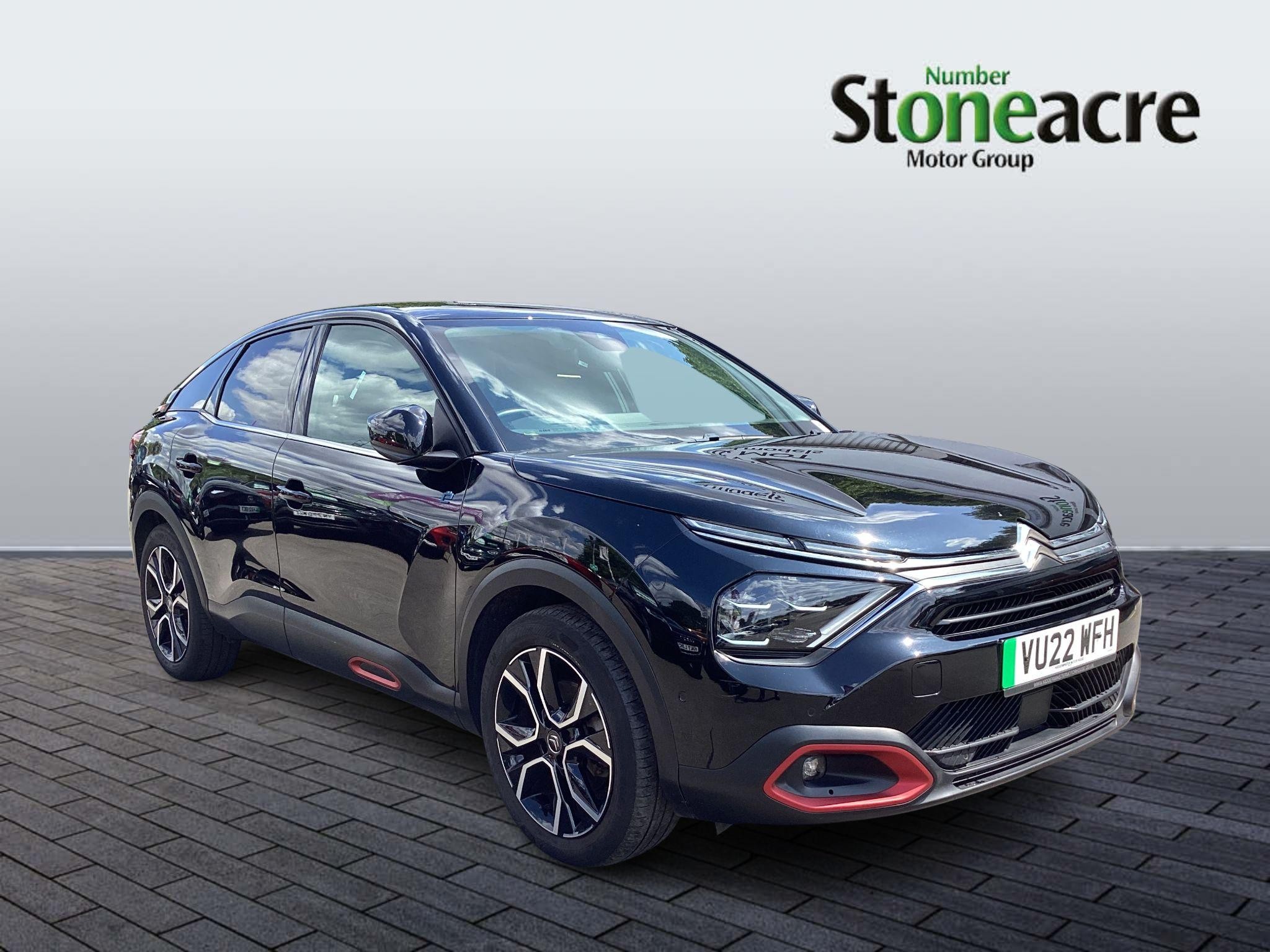 Main listing image - Citroen C4