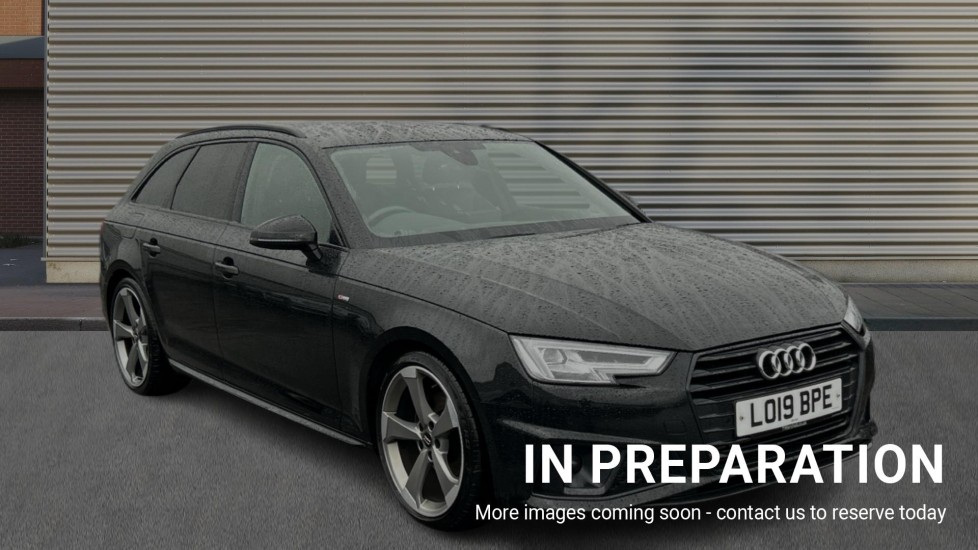 Main listing image - Audi A4