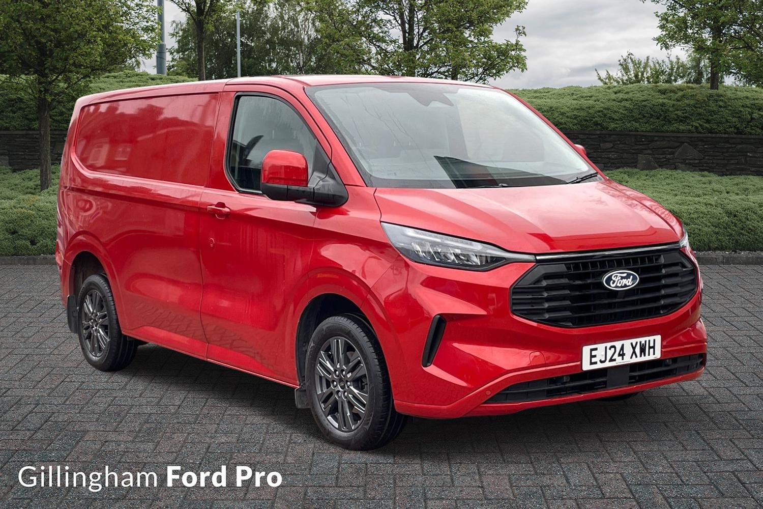 Main listing image - Ford Transit Custom