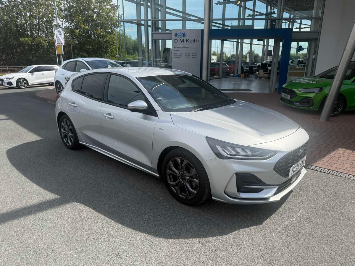 Main listing image - Ford Focus
