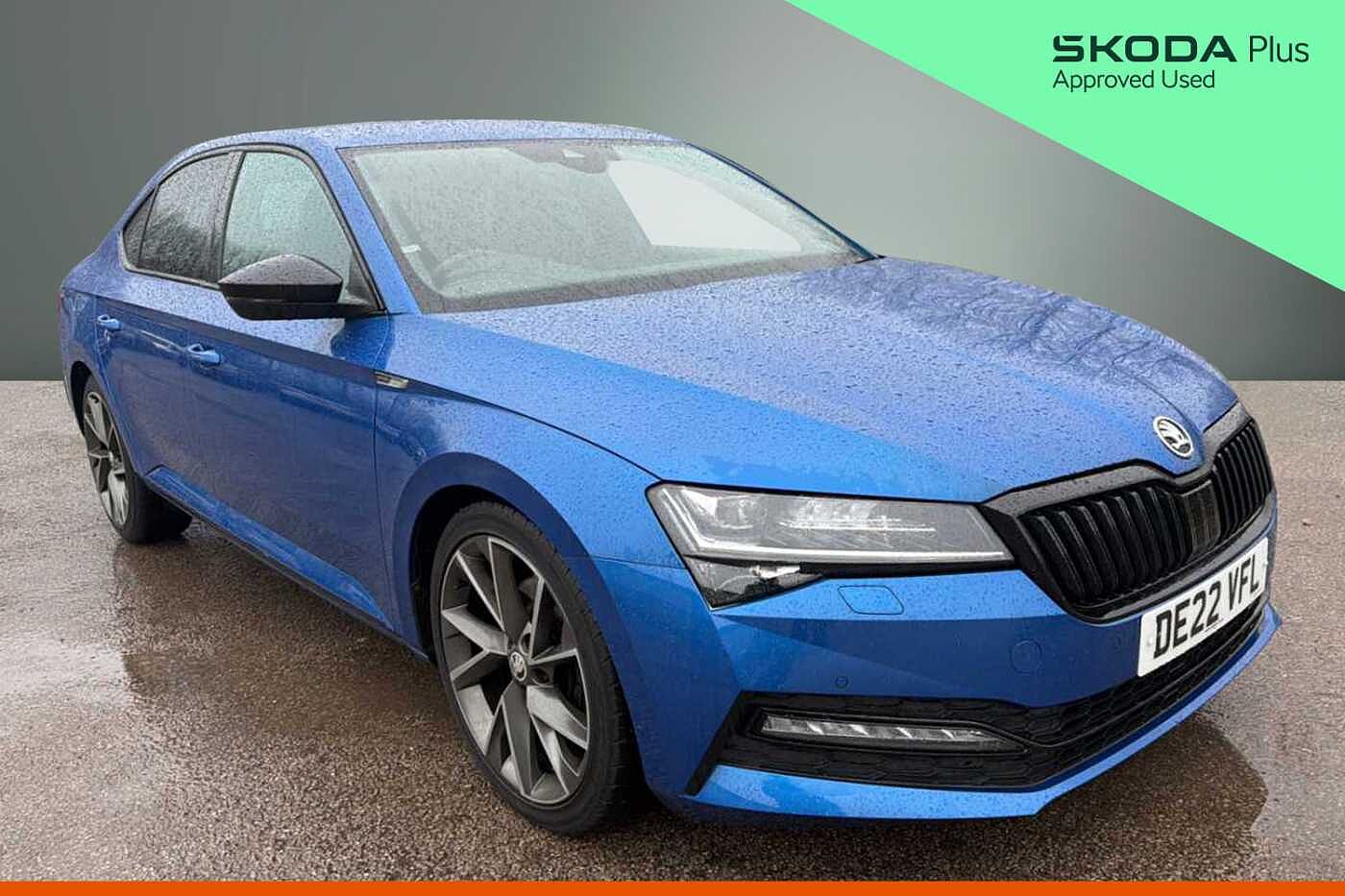 Main listing image - Skoda Superb