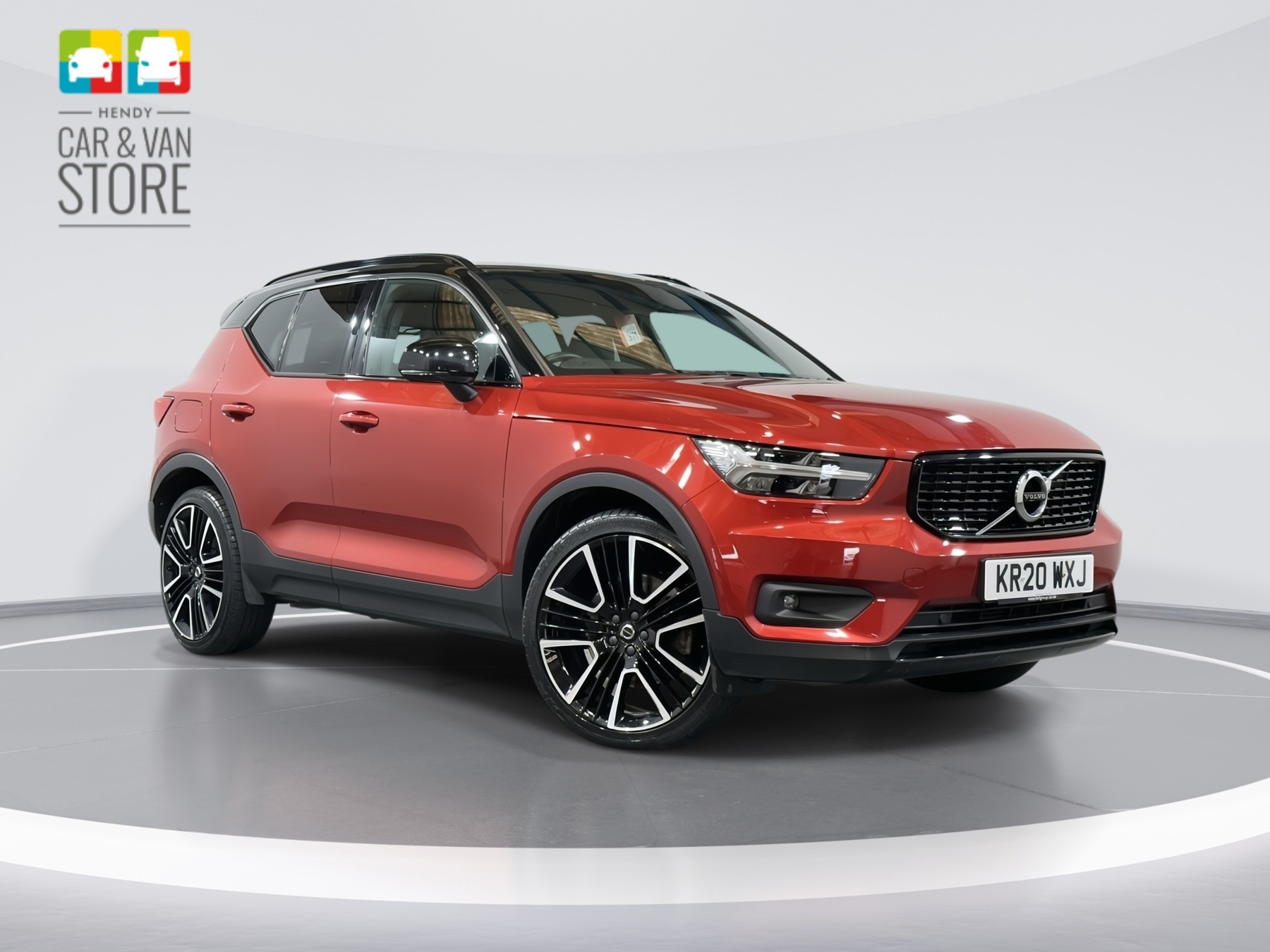 Main listing image - Volvo XC40 Recharge