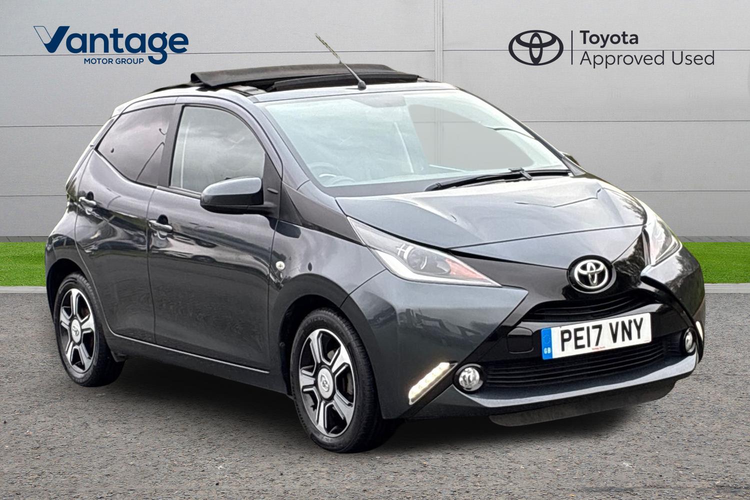 Main listing image - Toyota Aygo