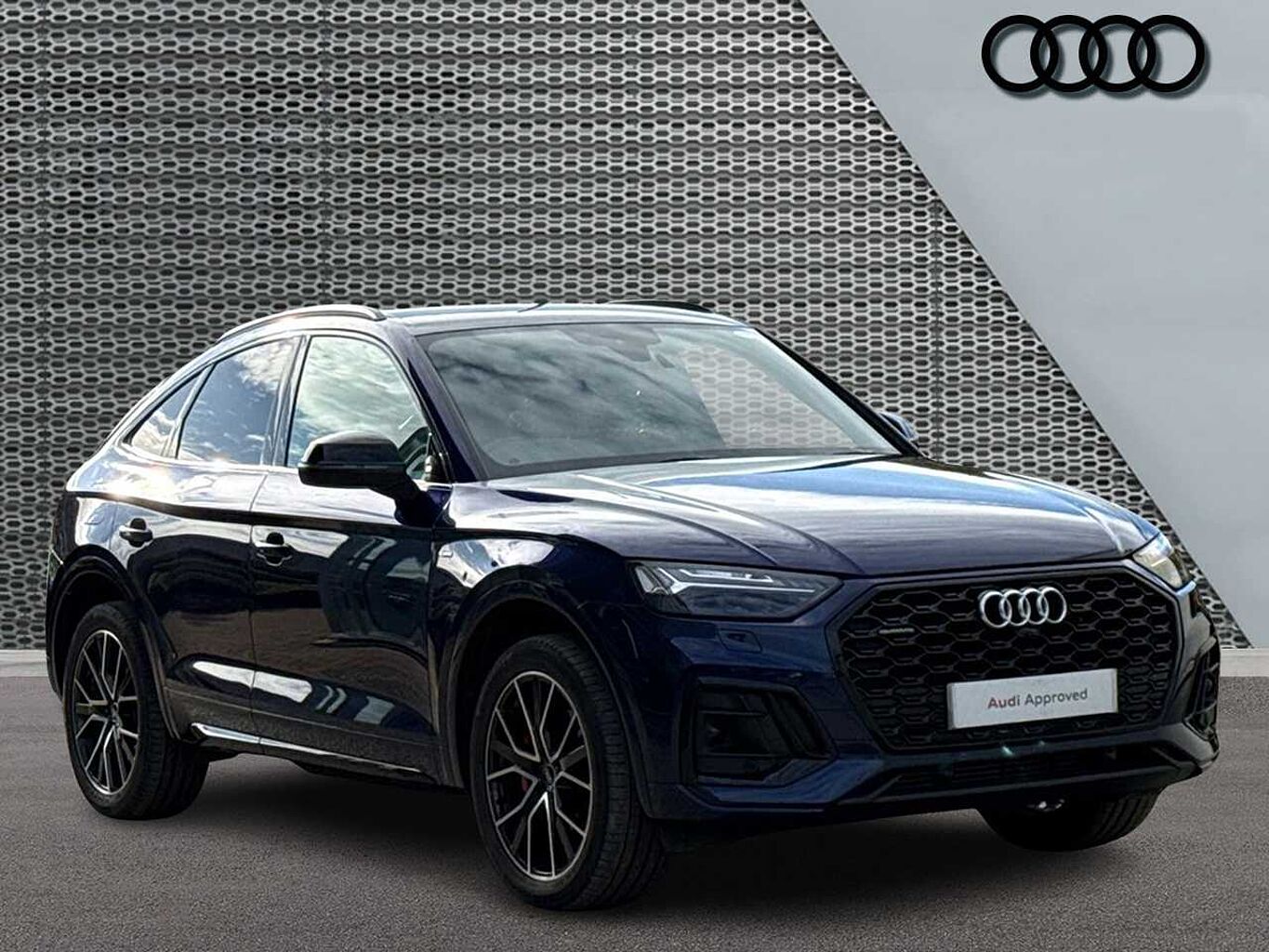Main listing image - Audi Q5 Sportback