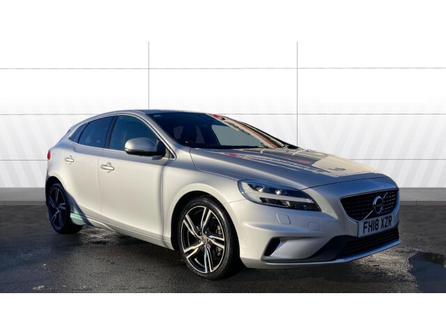 Main listing image - Volvo V40