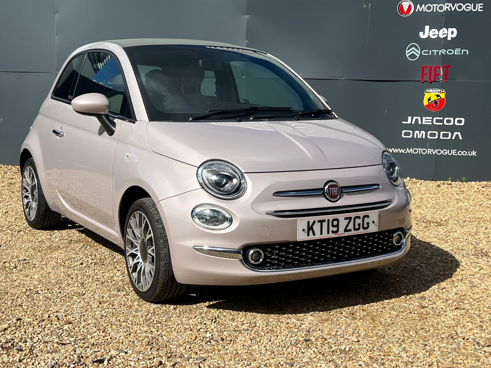 Main listing image - Fiat 500