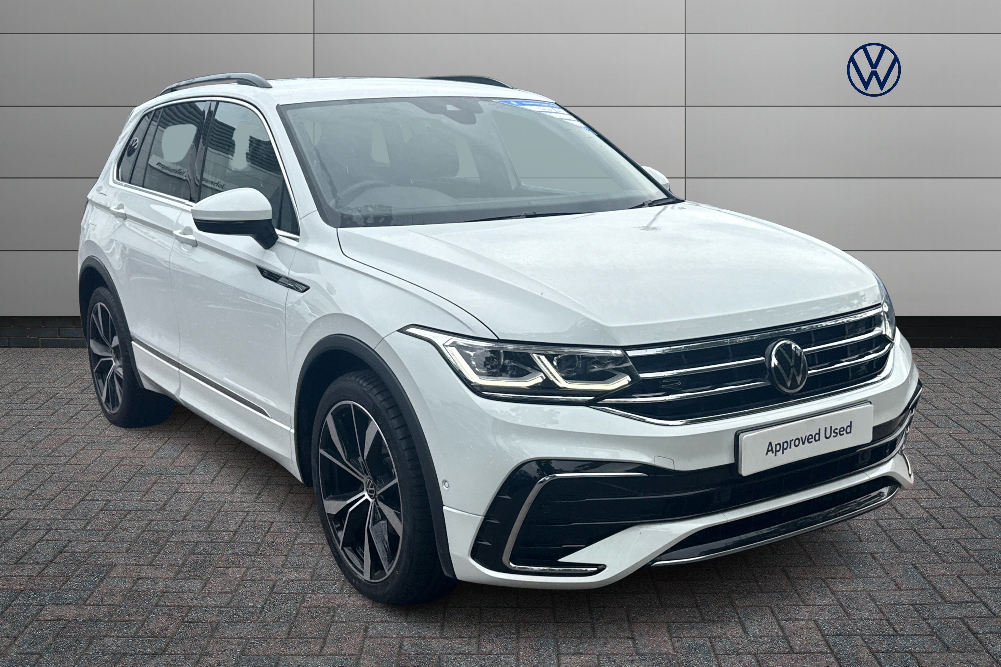 Main listing image - Volkswagen Tiguan