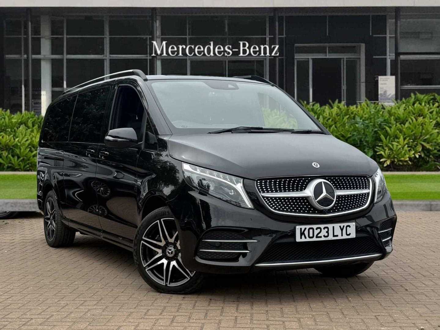Main listing image - Mercedes-Benz V-Class