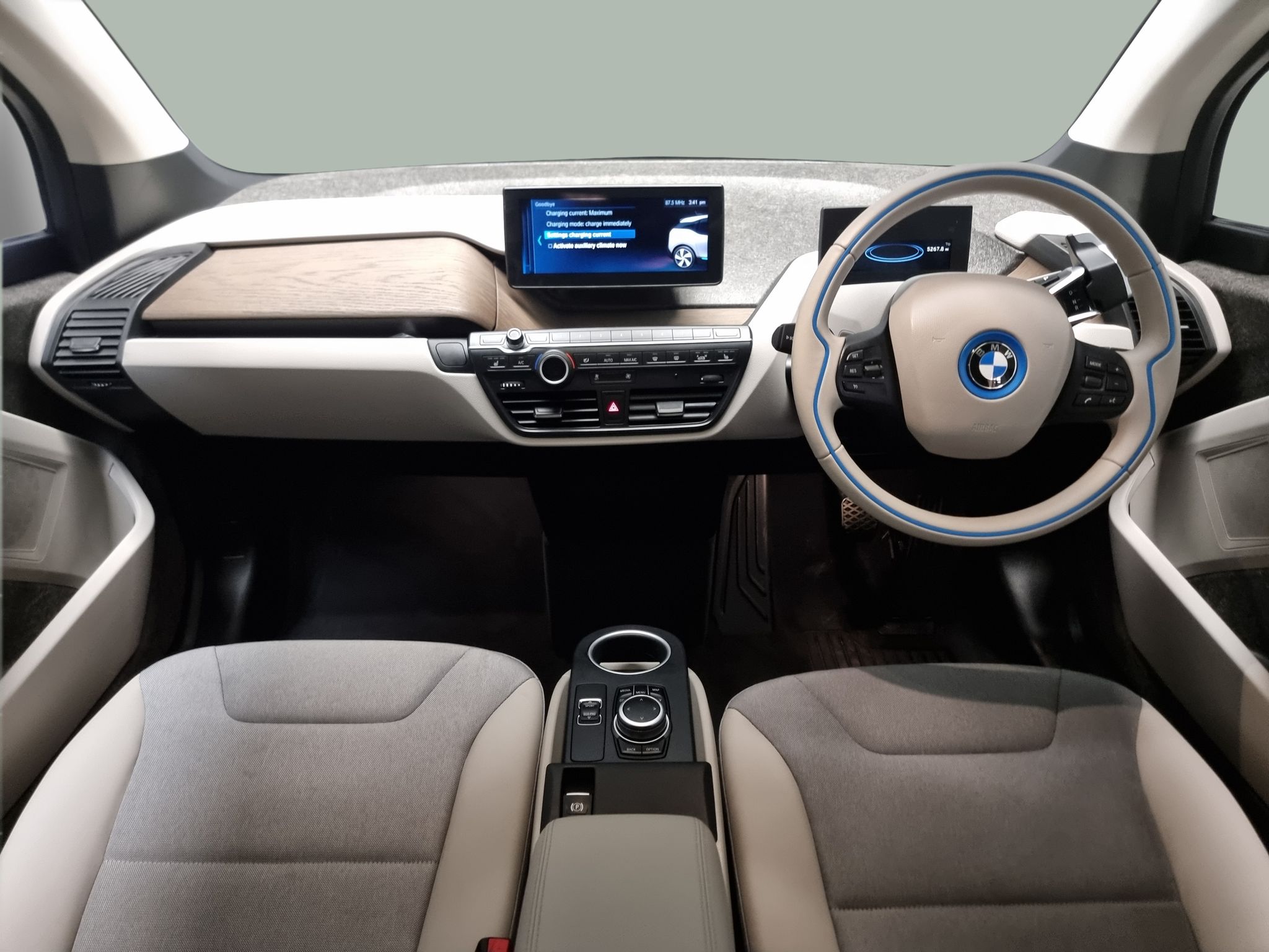 Main listing image - BMW i3