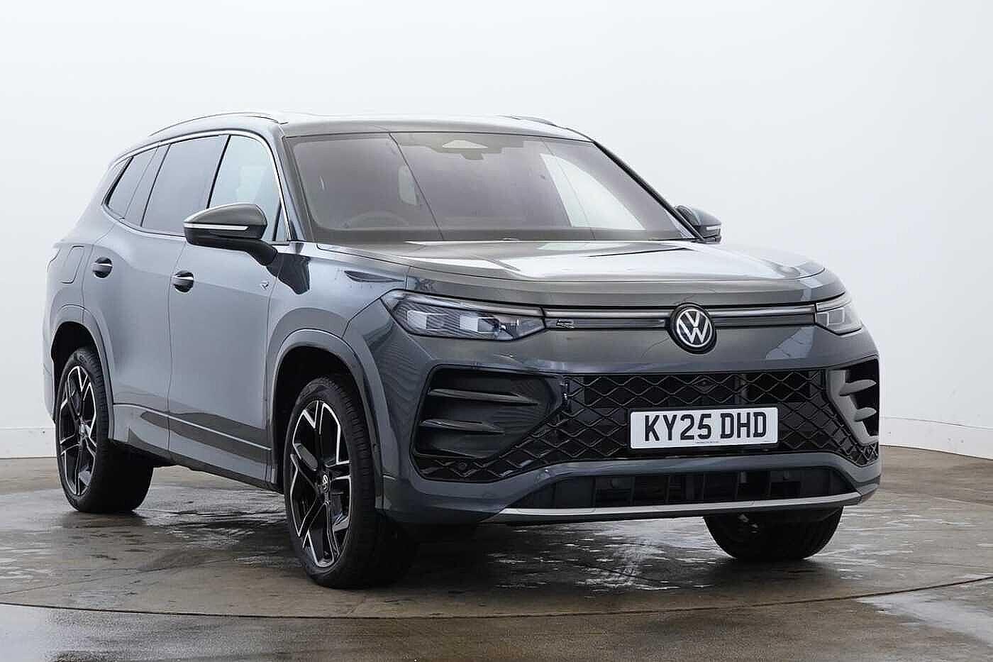 Main listing image - Volkswagen Tayron