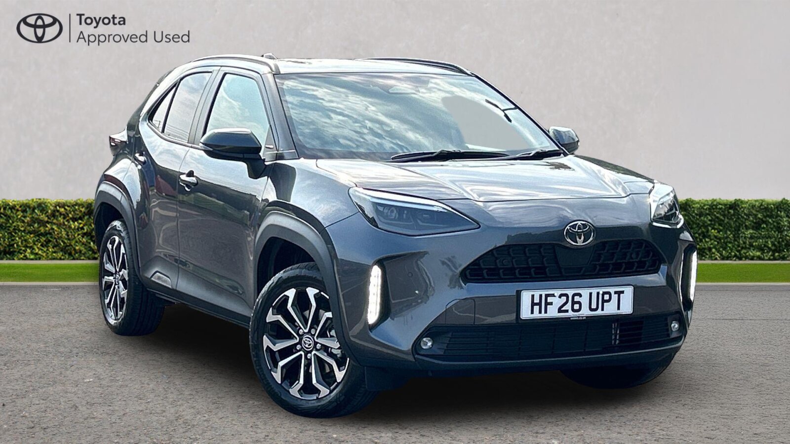 Main listing image - Toyota Yaris Cross