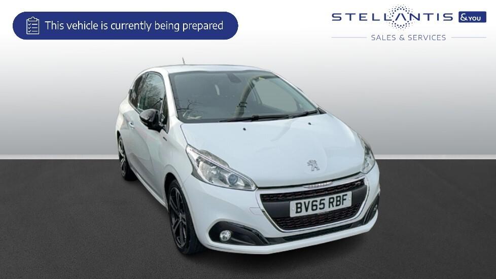 Main listing image - Peugeot 208