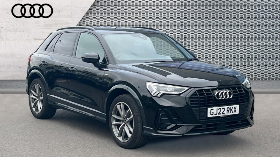 Main listing image - Audi Q3