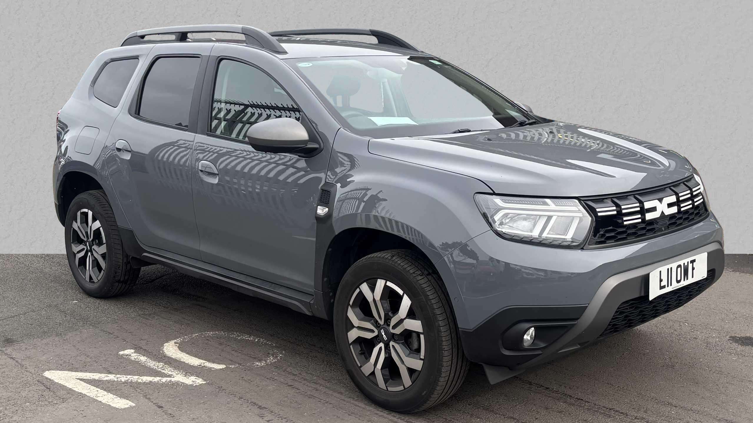 Main listing image - Dacia Journey