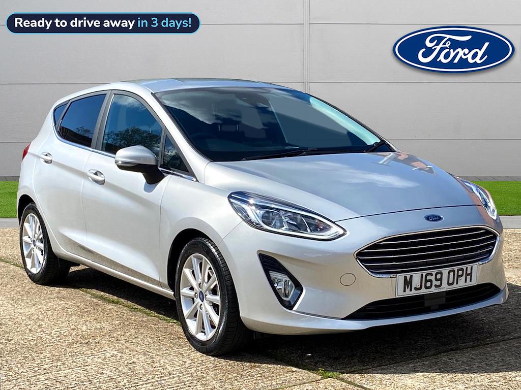 Main listing image - Ford Fiesta