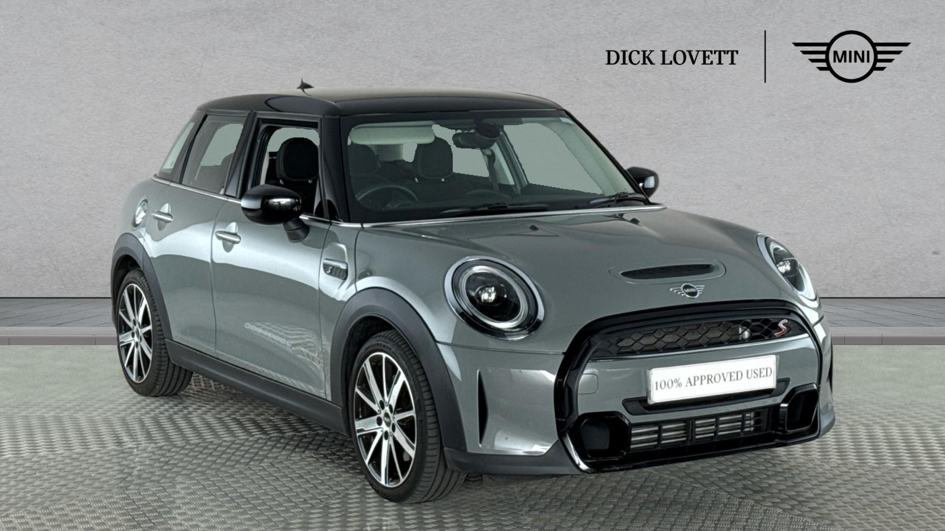 Main listing image - MINI Hatchback 5dr