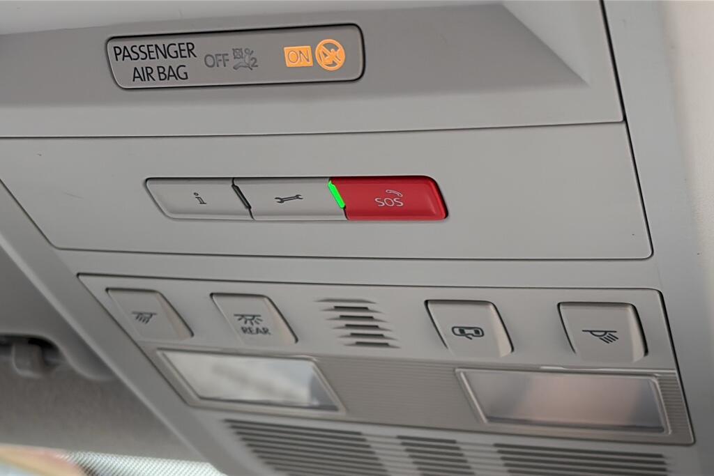 Main listing image - Volkswagen Transporter