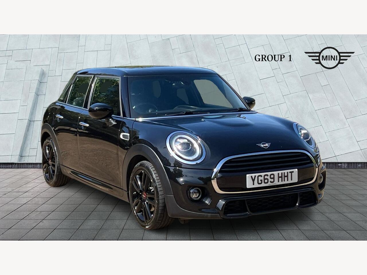 Main listing image - MINI Hatchback