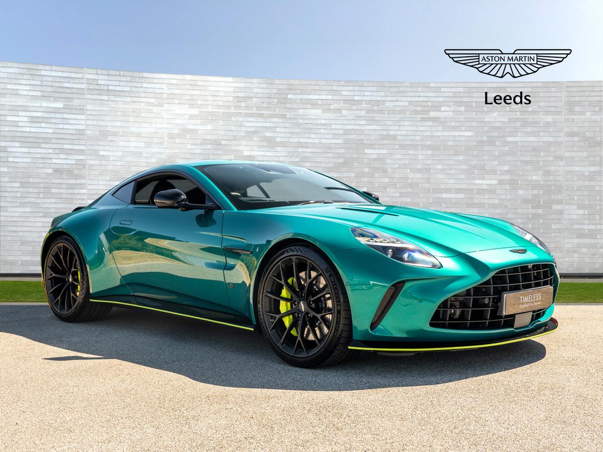 Main listing image - Aston Martin Vantage