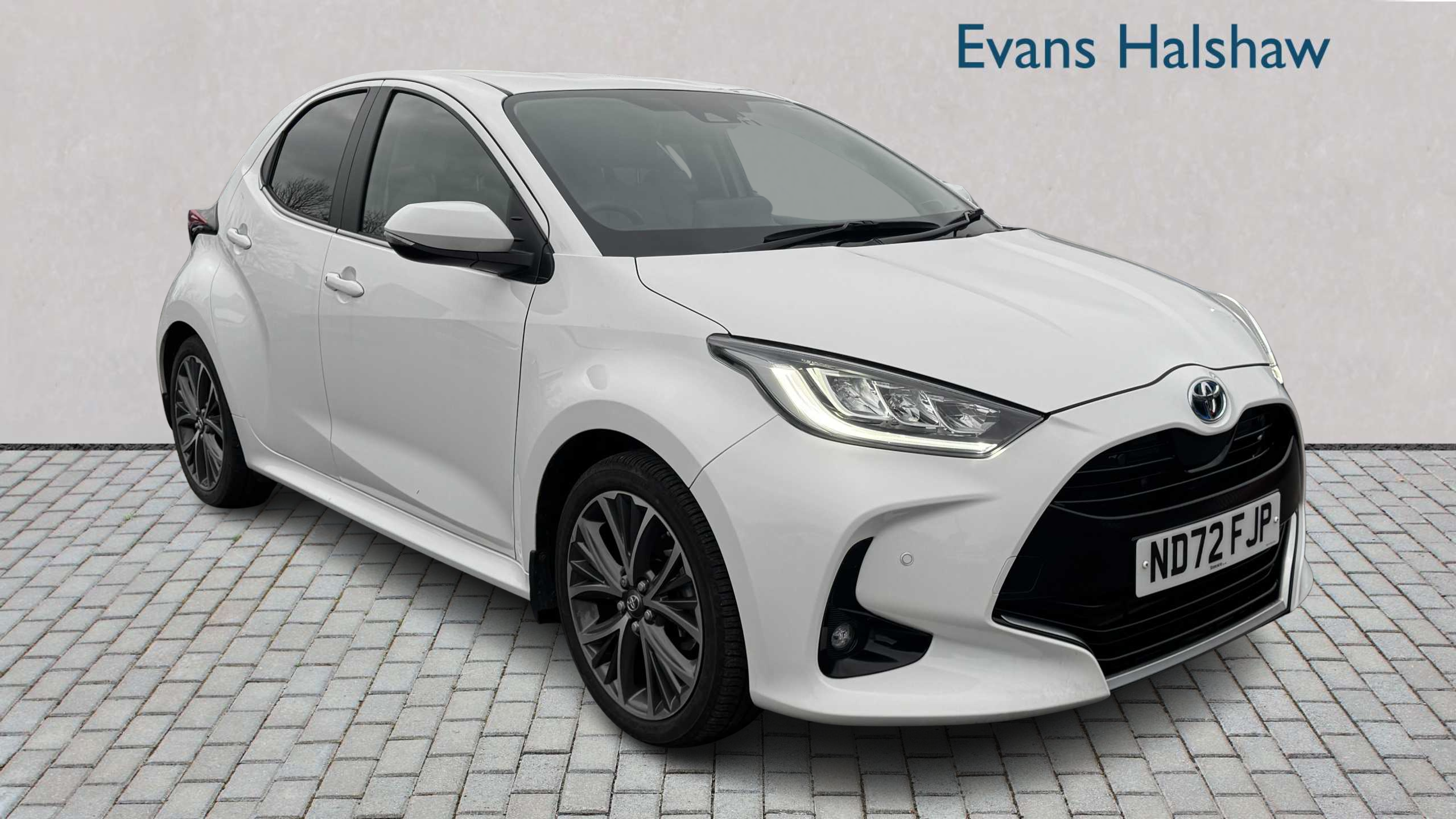 Main listing image - Toyota Yaris