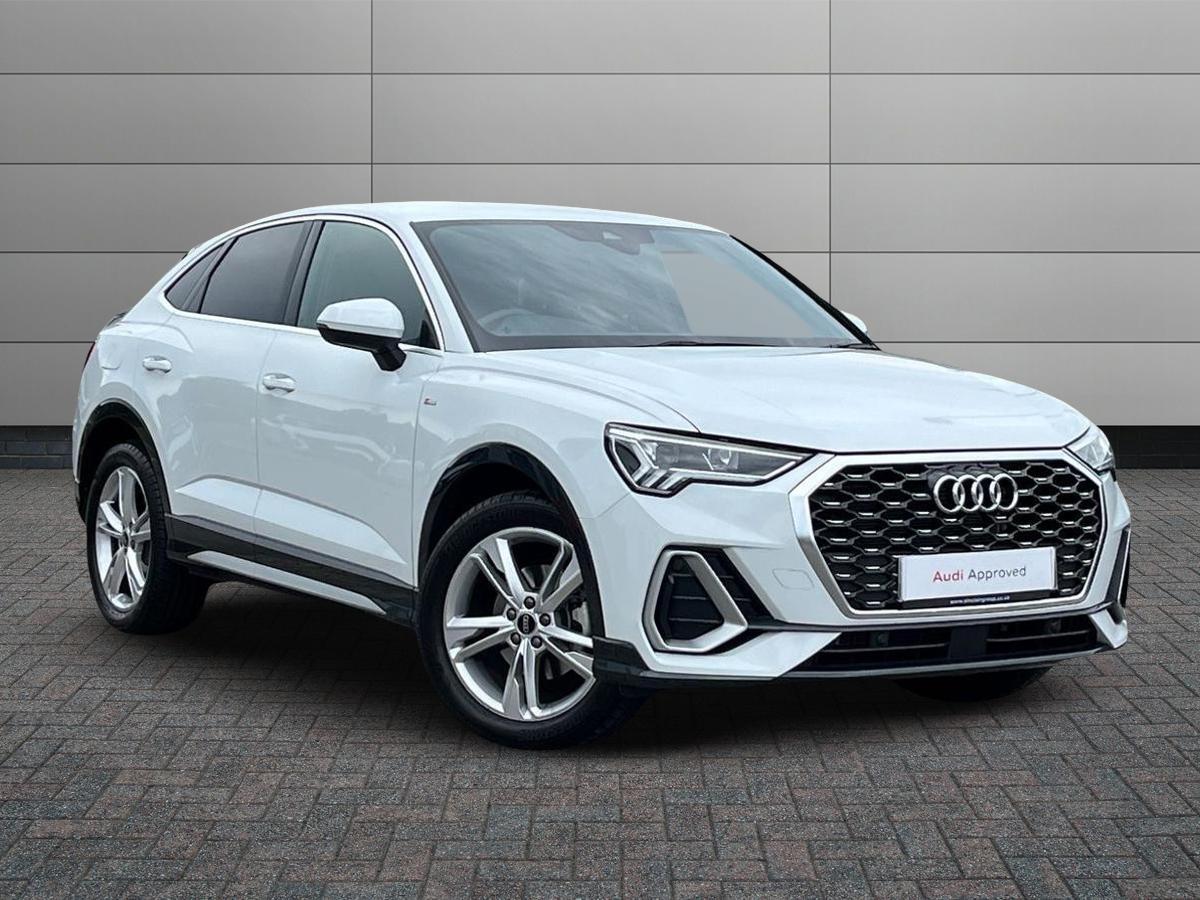 Main listing image - Audi Q3