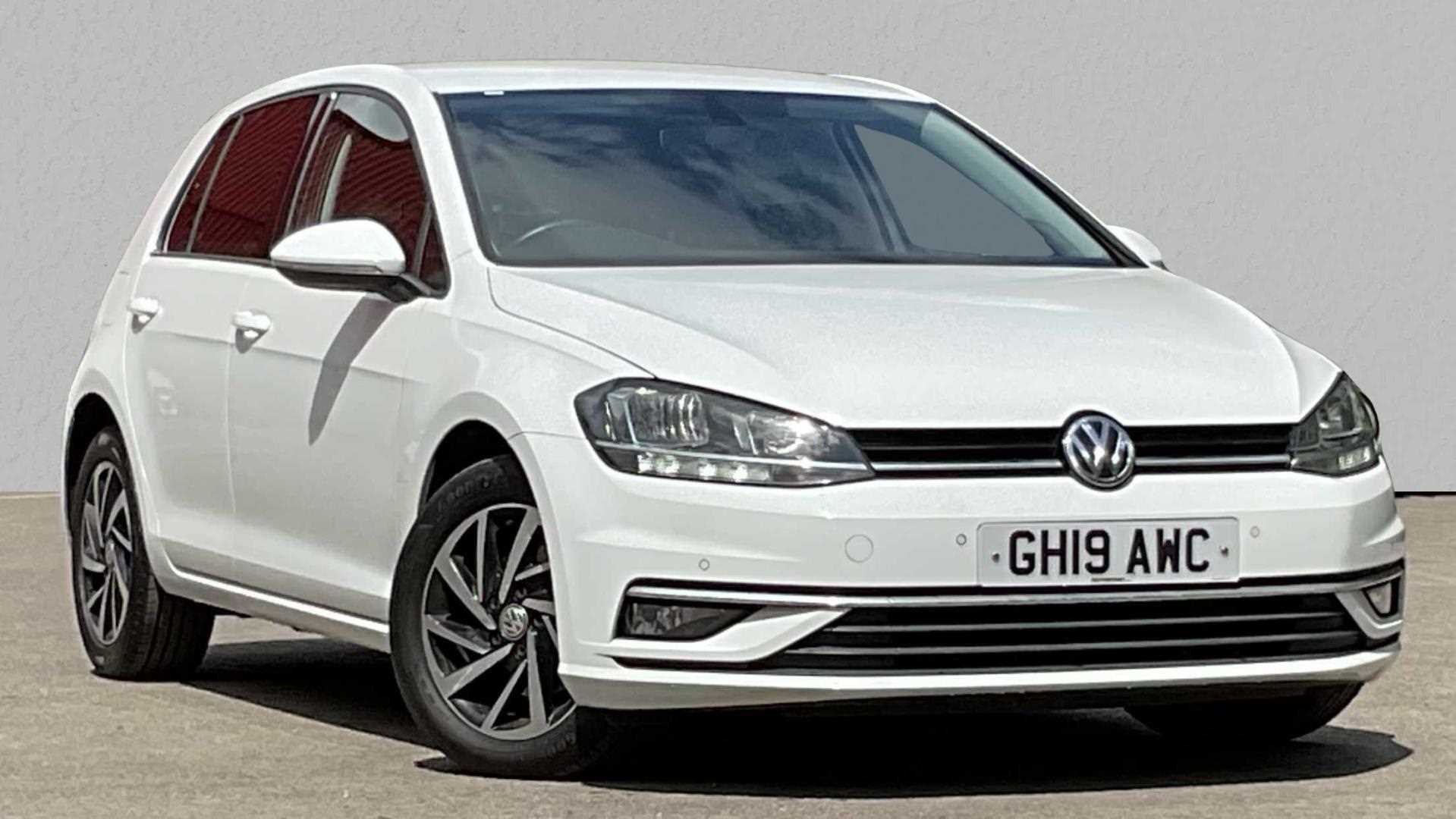 Main listing image - Volkswagen Golf