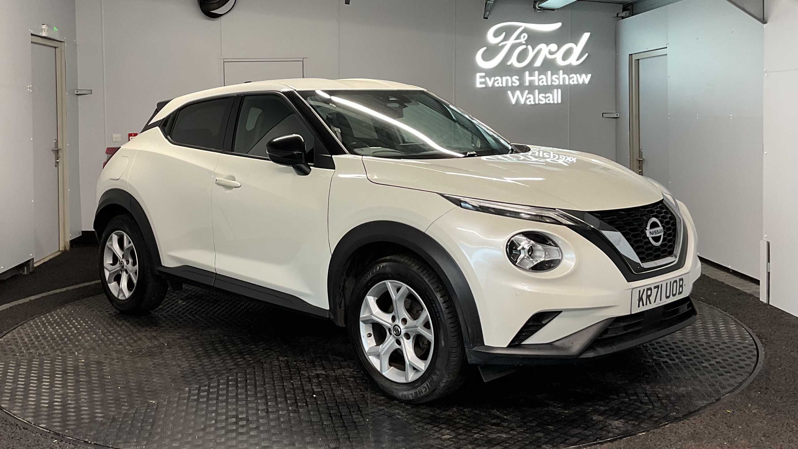 Main listing image - Nissan Juke