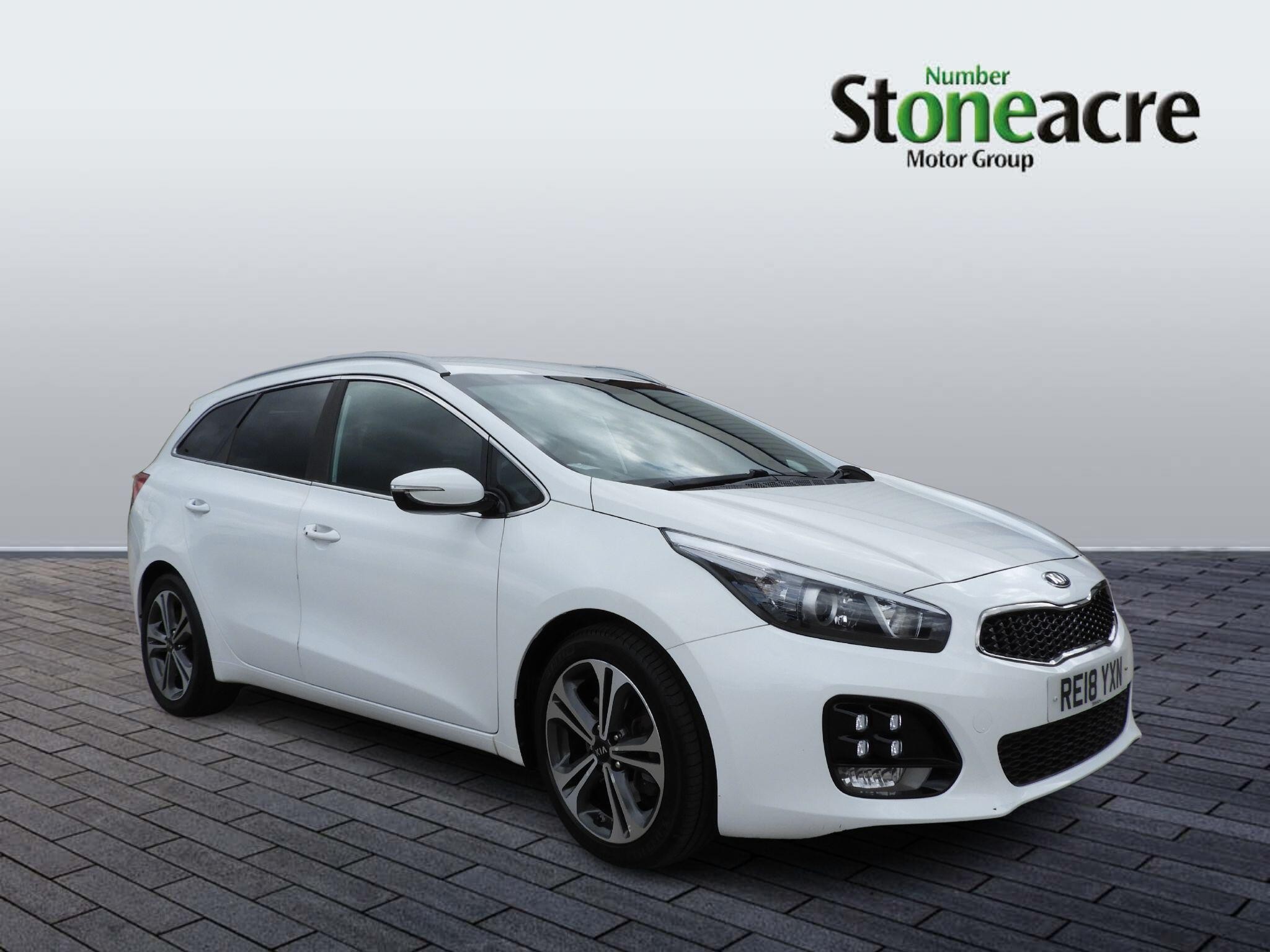 Main listing image - Kia Ceed SW