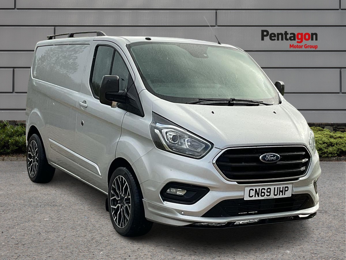 Main listing image - Ford Transit Custom