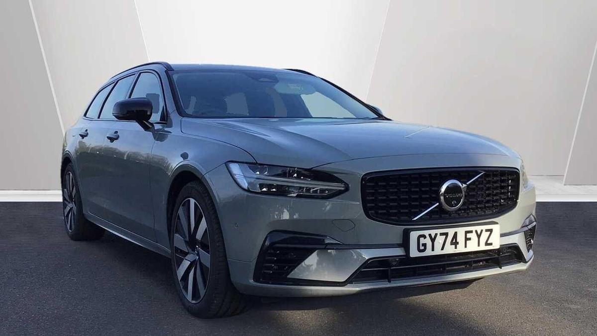 Main listing image - Volvo V90
