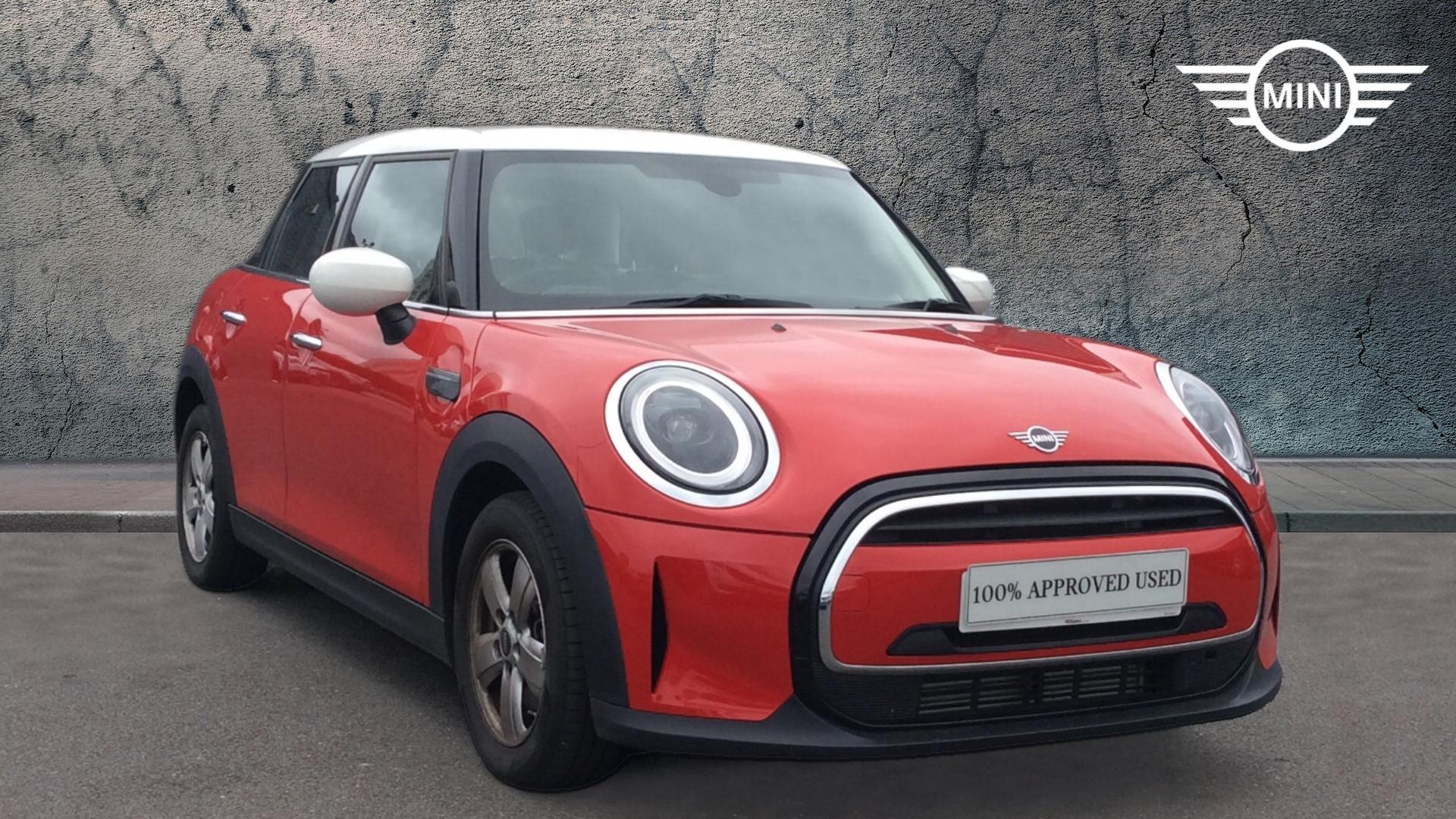 Main listing image - MINI Hatchback 5dr