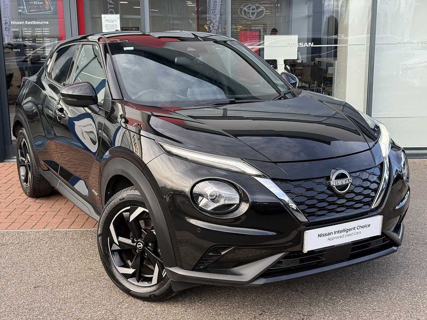 Main listing image - Nissan Juke