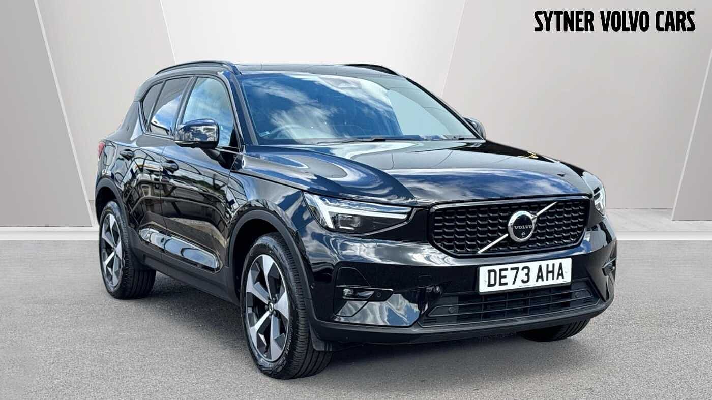 Main listing image - Volvo XC40