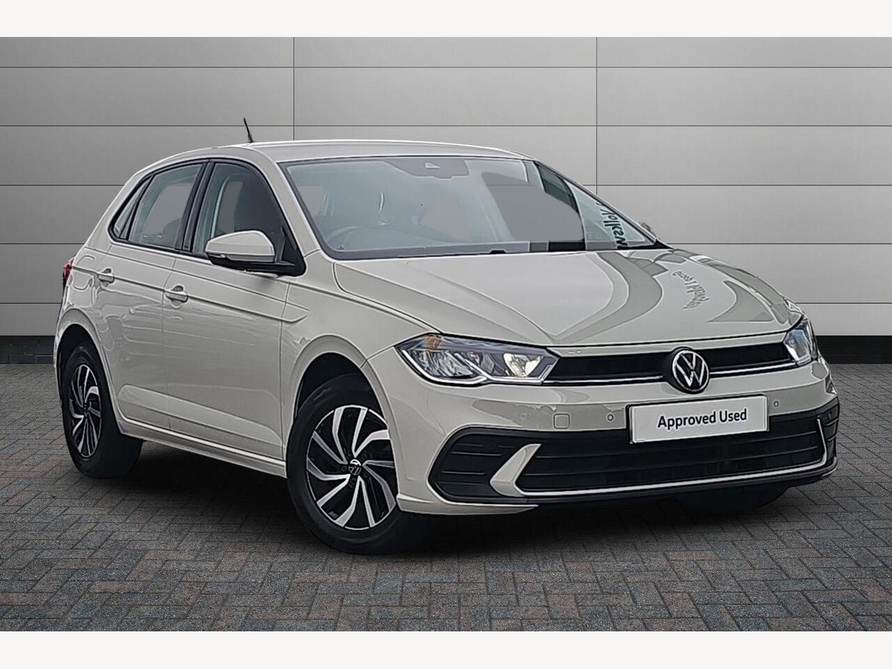 Main listing image - Volkswagen Polo