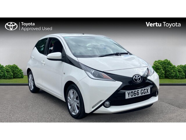 Main listing image - Toyota Aygo