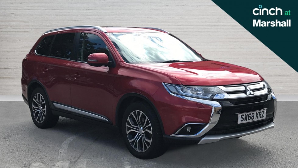 Main listing image - Mitsubishi Outlander