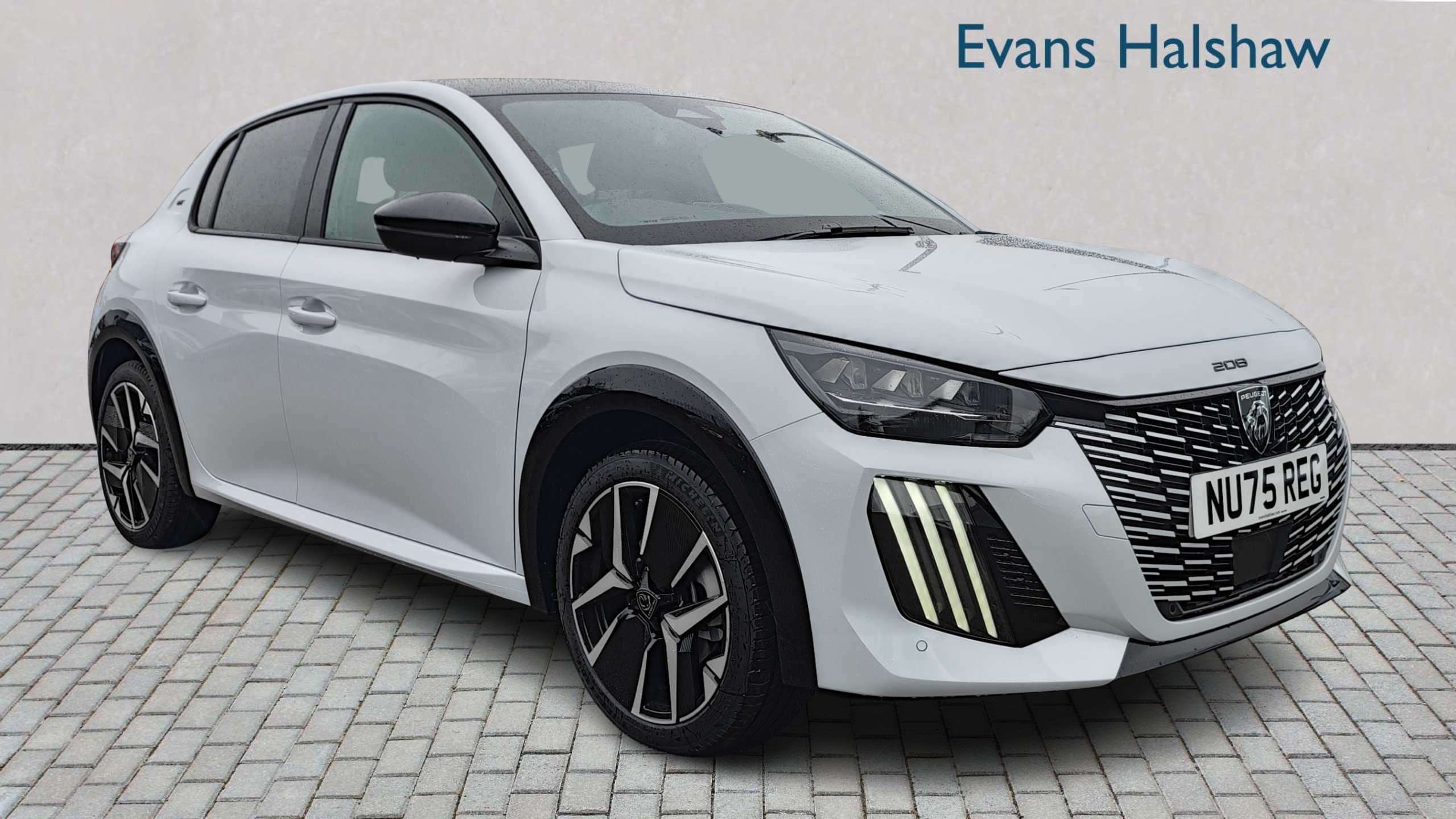 Main listing image - Peugeot 208