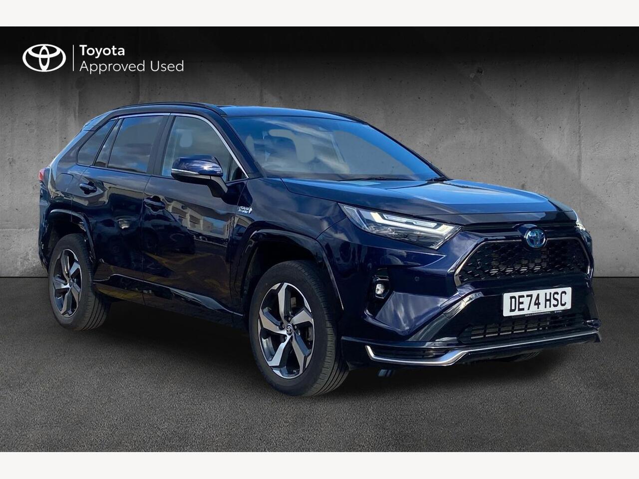 Main listing image - Toyota RAV4